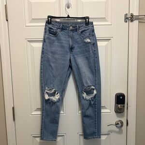 American Eagle Outfitters Light Blue Distressed Mom Jeans